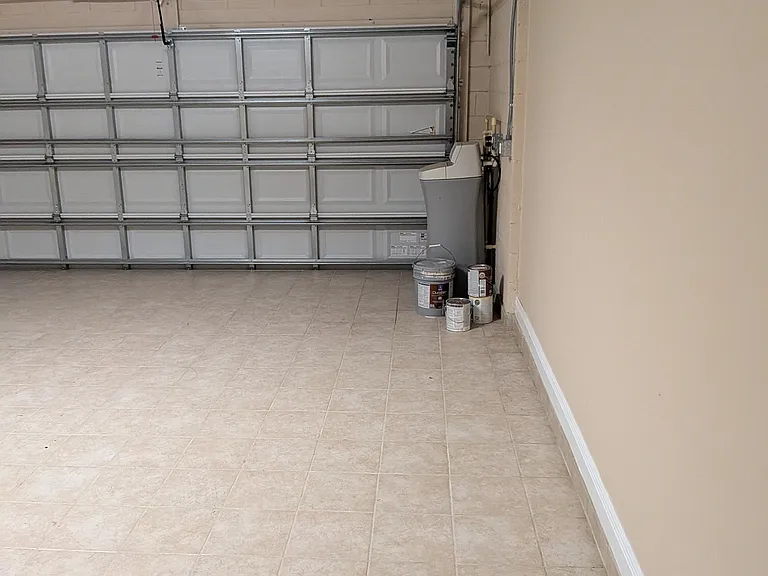 11517 Quiet Forest Dr — Photo 26