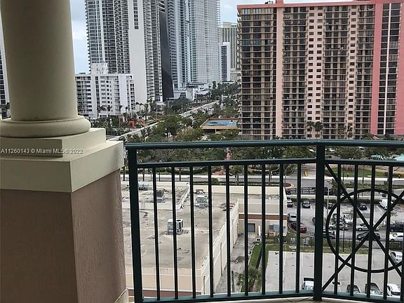 4th image of 17555 Atlantic Blvd APT 1201