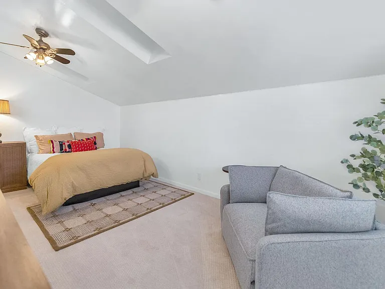 6198 N 28th Pl — Photo 18