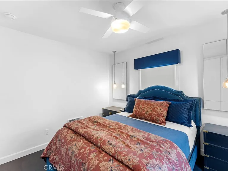 215 E Edgewater Ave — Photo 12