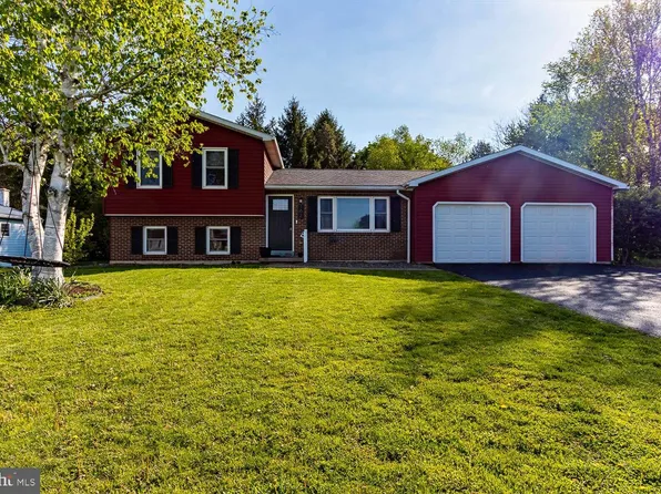 162 Yarnell Ln, Pleasant Gap, PA 16823