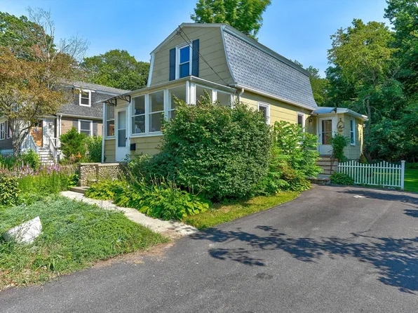 70 Vine St, Weymouth, MA 02188