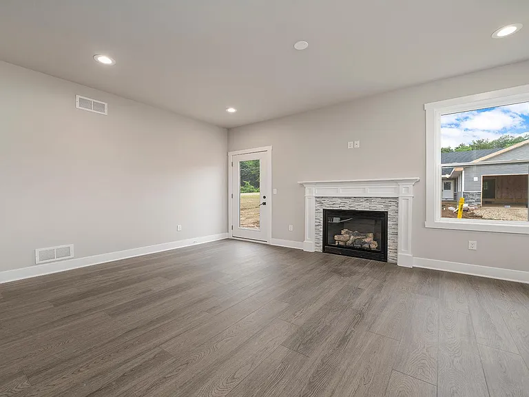 135 Bristle Way — Photo 6