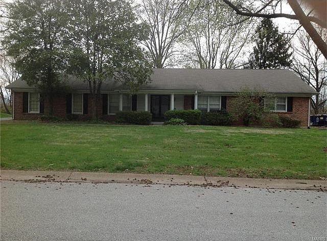 1st image of 237 Weybridge Dr