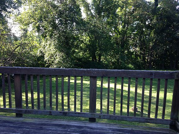 deck over level backyard