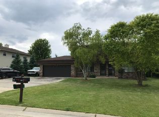 7455 S 75th St, Franklin, WI 53132