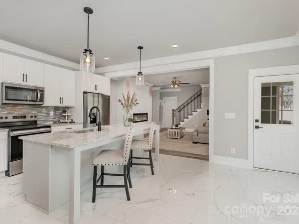 20 Grand Dr, Indian Trail, NC 28079