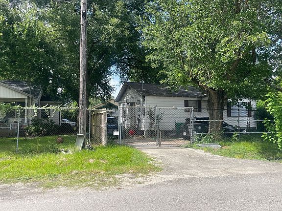 3rd image of 805 Ringold St