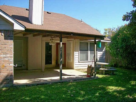 5th image of 4746 Hollow Tree Dr