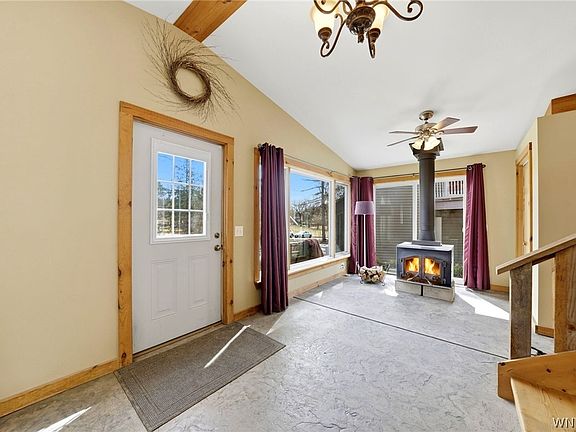 2nd image of 9198 Knapp Rd