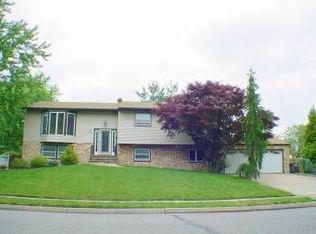 31 University Rd, East Brunswick, NJ 08816