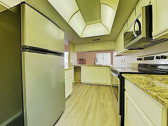 4th image of 4330 N 5th Ave APT 217