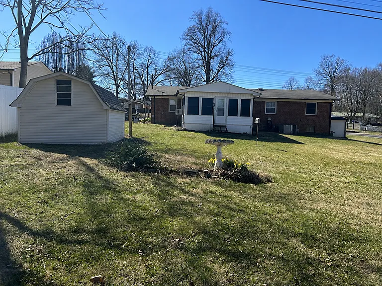 655 Fairground St — Photo 15