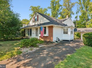 224 Cowbell Rd, Willow Grove, PA 19090