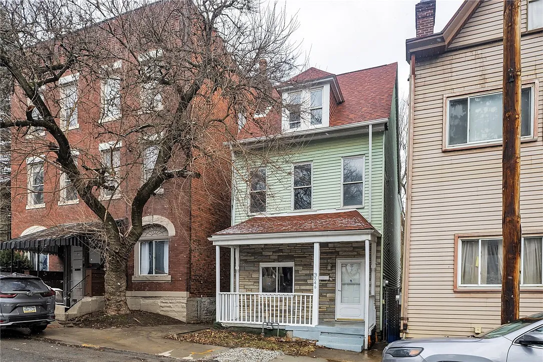 4 bed, 1839 sqft, $1,775 — Photo 1