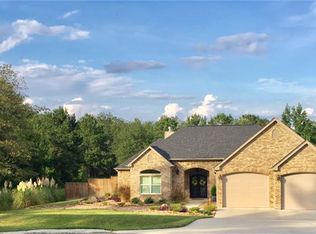154 Southcrest Ct, Livingston, TX 77351