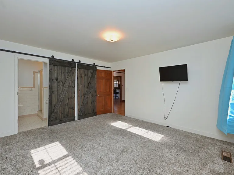 939 Sunset Dr #A — Photo 13
