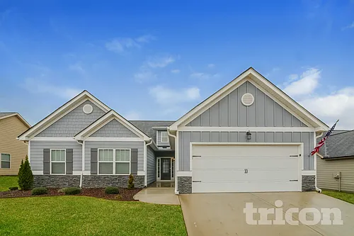 150 Brookhaven Dr Photo 1