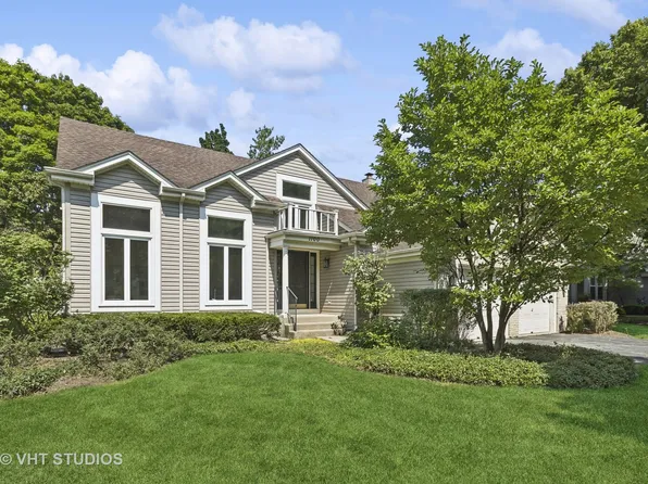 1100 Warren Ln, Vernon Hills, IL 60061
