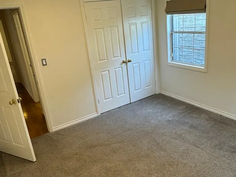 12411 Kittridge St — Photo 14