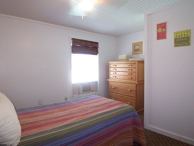 1st image of 704 E Orleans St