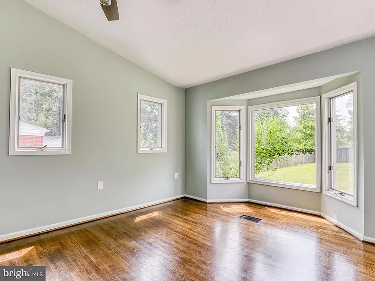 123 Bellview Ave — Photo 13