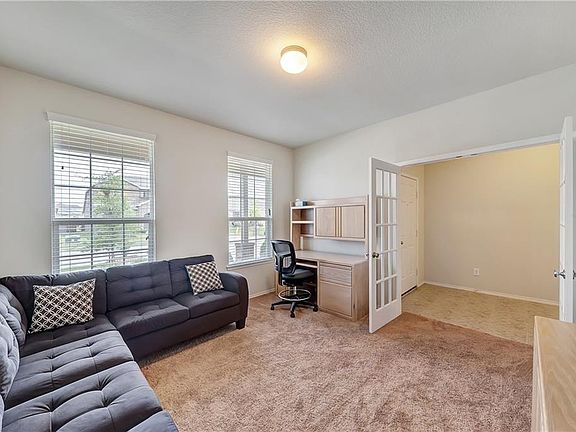 4th image of 2228 Buelingo Ln