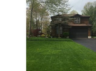 8456 Hilltop Dr, Poland, OH