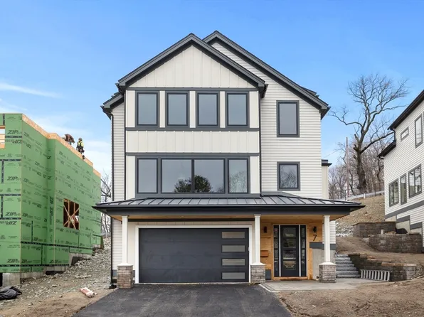 545 Winthrop St #6, Medford, MA 02155