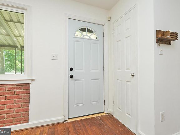 5th image of 718 Ridge Rd SE