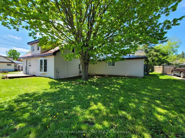 405 Forest Ave S, Orillia, ON L3V 3Z2