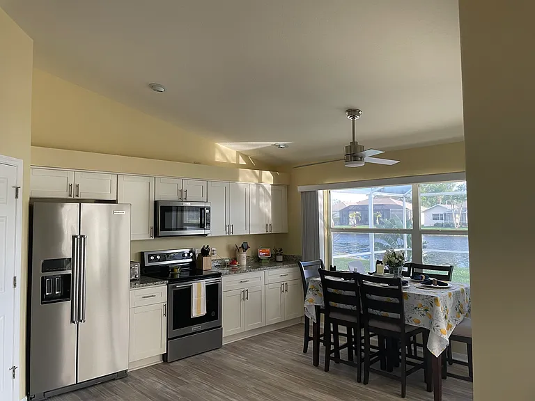4107 Dahoon Holly Ct — Photo 4
