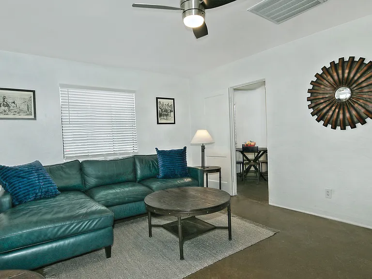 W Earll Dr — Photo 10