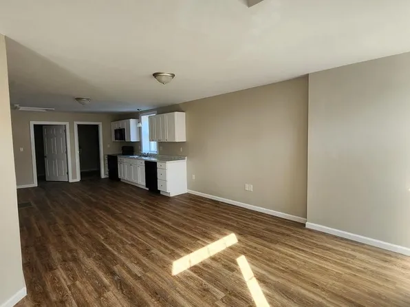 377 White Deer Ave, 377 White Deer Ave #3, Allenwood, PA 17810