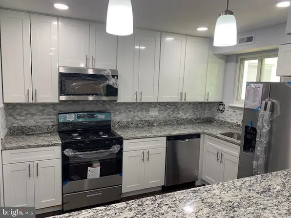 11408 Cherry Hill Rd Unit 202, Beltsville, MD 20705