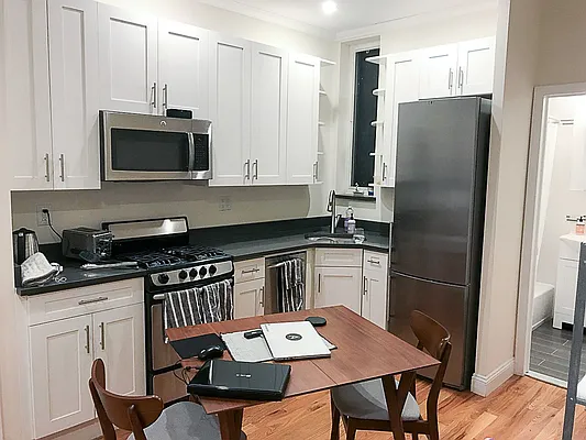 Rented by Francine Realty | media 17