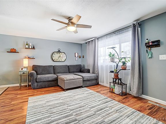 5th image of 5903 Hartwick Ln