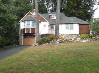 71 W Shore Trl, Sparta, NJ 07871