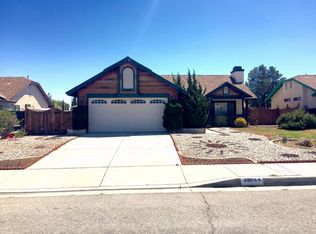 38044 Raintree Ln, Palmdale, CA 93552