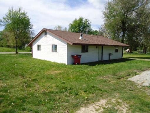 2nd image of 648 N Dade #123