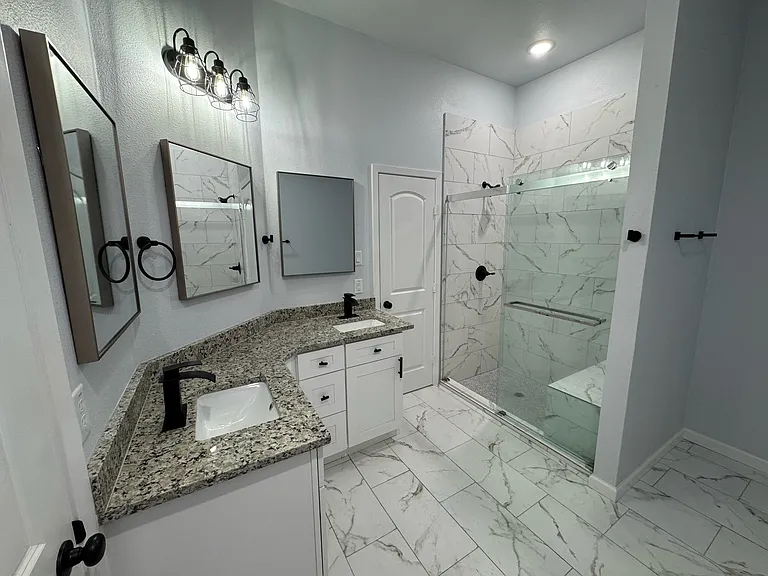 2213 Beverly Dr — Photo 15