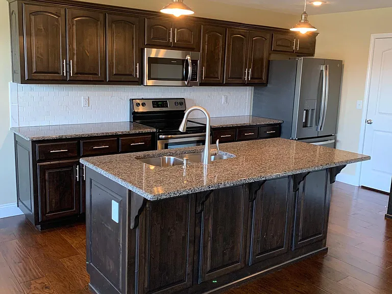 817 E Crystal Ave — Photo 4