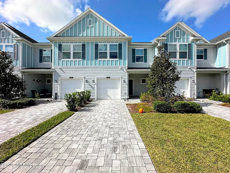 294 Boracay Cir — Photo 1