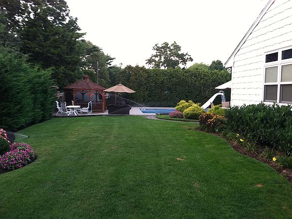 3rd image of 252 Willetts Ln