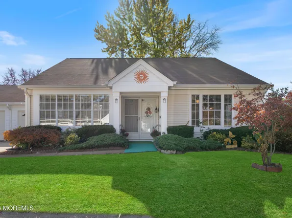 1023B Buckingham Drive, Manchester, NJ 08759