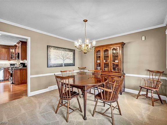 5th image of 7360 Arbor Glen Pl