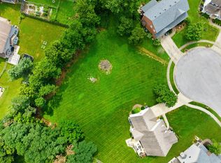 235 Locust Grove Way, Versailles, KY 40383