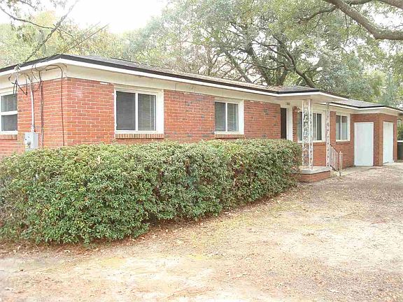 2nd image of 8144 Caminitti Ln
