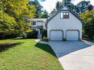 2304 Hamrick Dr, Raleigh, NC 27615