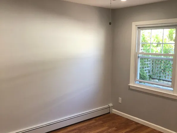 57 Pine Hill Ave APT 2, Stamford, CT 06906